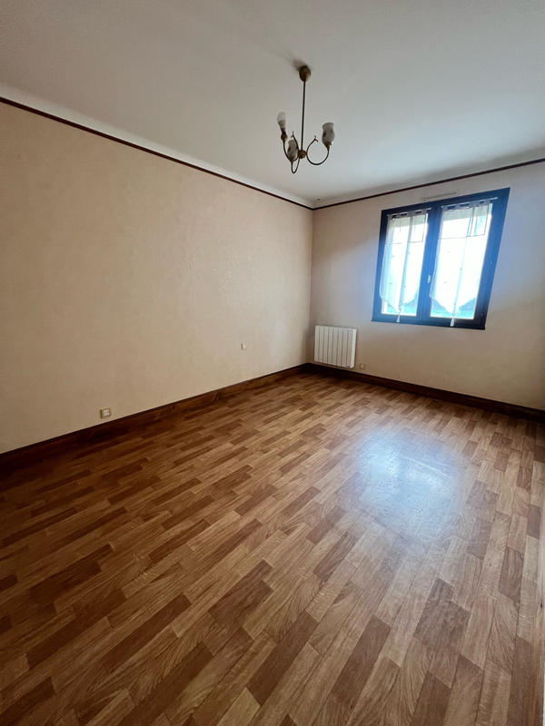 Maison - 87 m² - 5 pièces