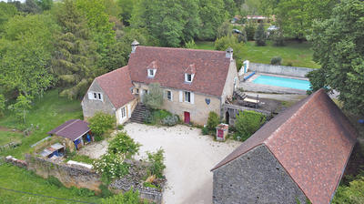 Maison - 139 m² - 6 pièces