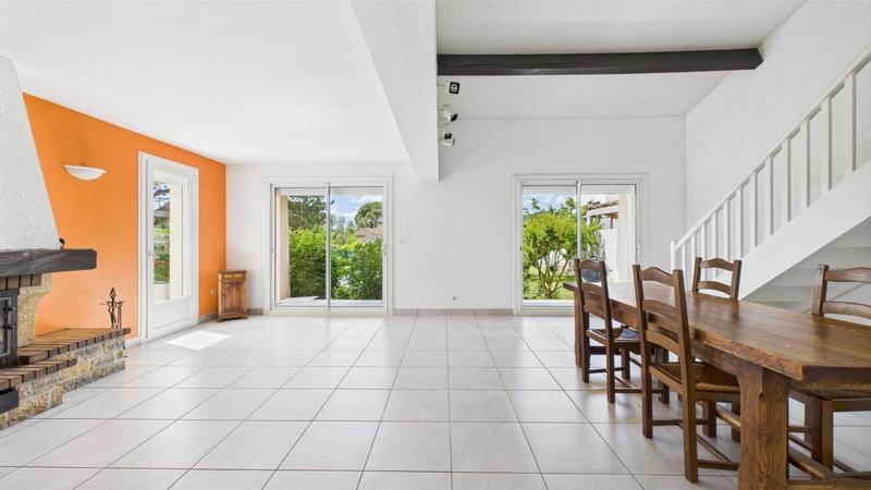 Maison - 134 m² - 6 pièces