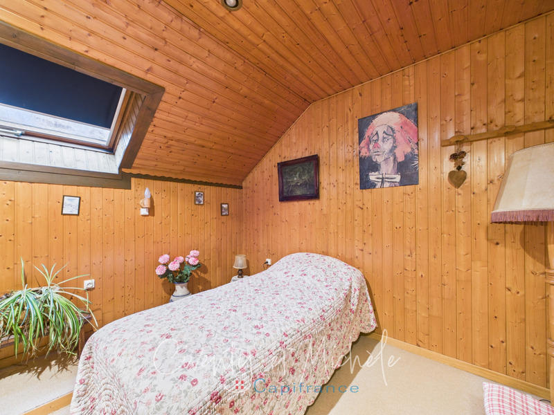 Maison - 308 m² - 10 pièces