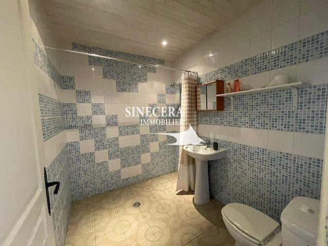 Maison - 340 m² - 5 pièces