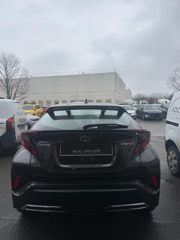 Toyota c-Hr (2) 2.0 Hybride Dynamic Business + Programme Beyond Zero Academy