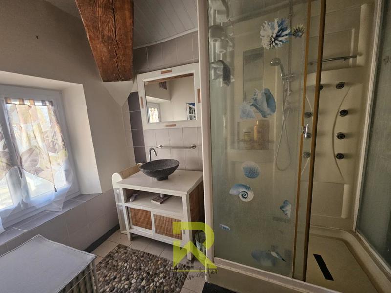 Maison de village - 210 m² - 9 pièces