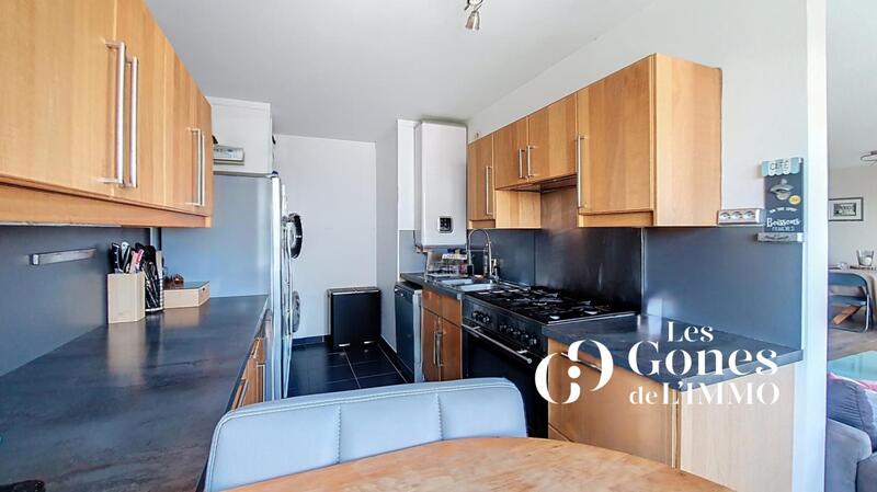 Appartement - 77 m² - 3 pièces