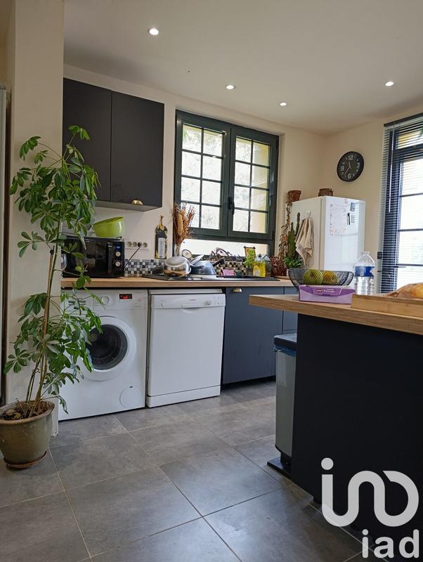 Maison - 95 m² - 6 pièces