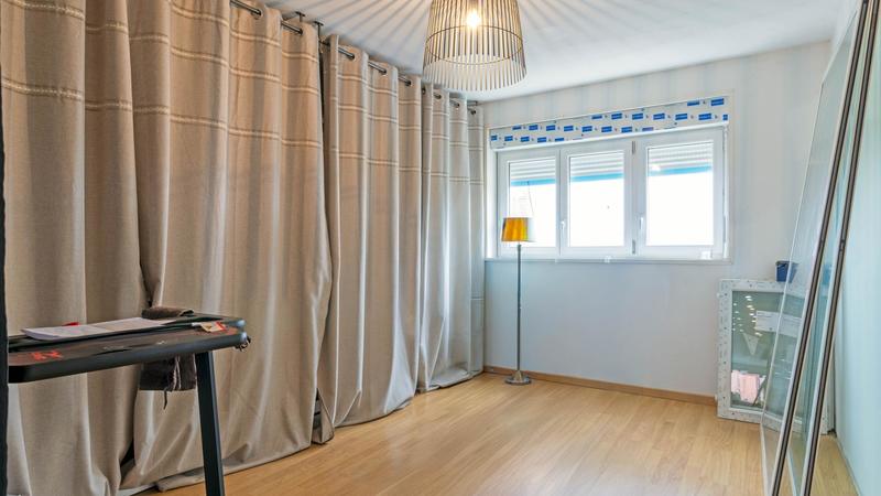 Local commercial - 274 m² - 4 pièces