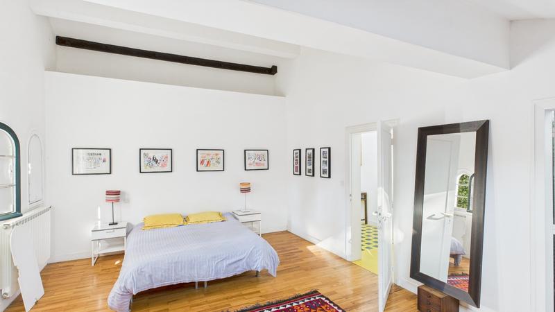 Maison - 285 m² - 8 pièces