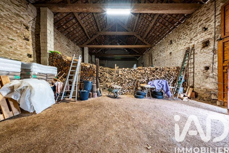 Maison - 265 m² - 9 pièces