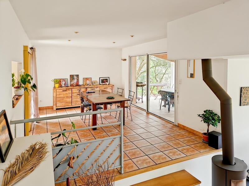 Maison - 182 m² - 7 pièces