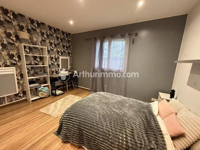 Maison - 96 m² - 4 pièces