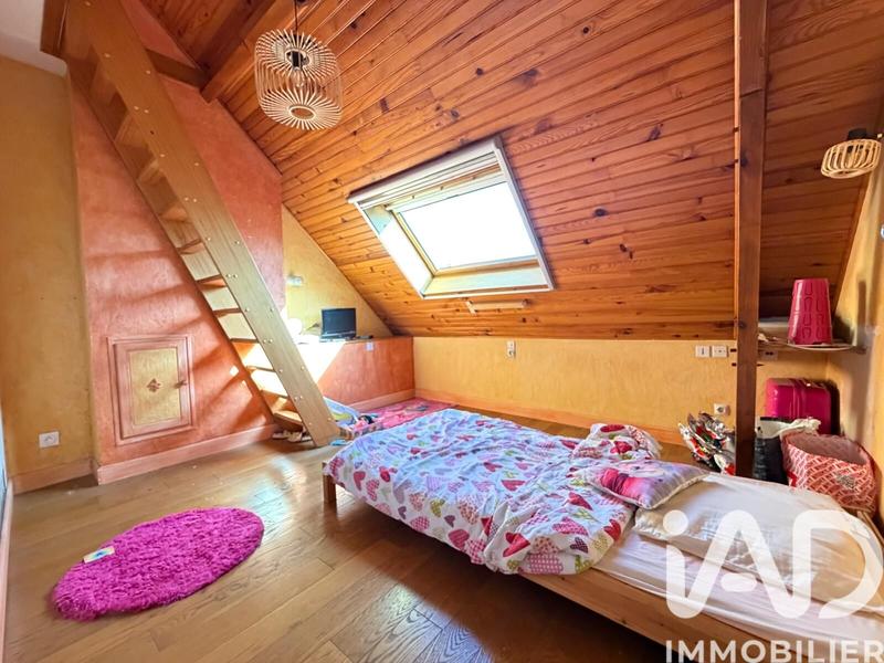 Maison - 167 m² - 6 pièces