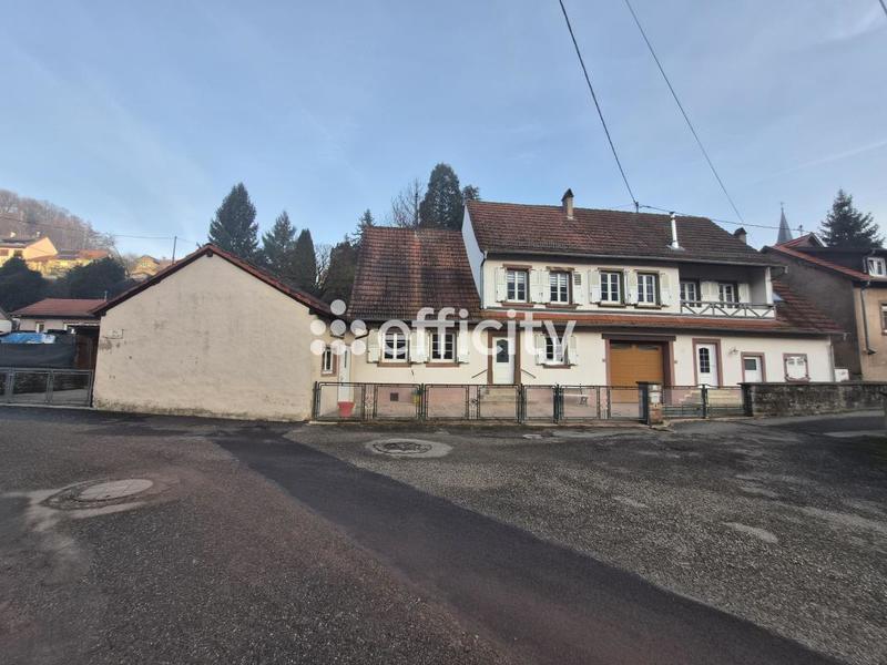 Maison - 203 m² - 8 pièces