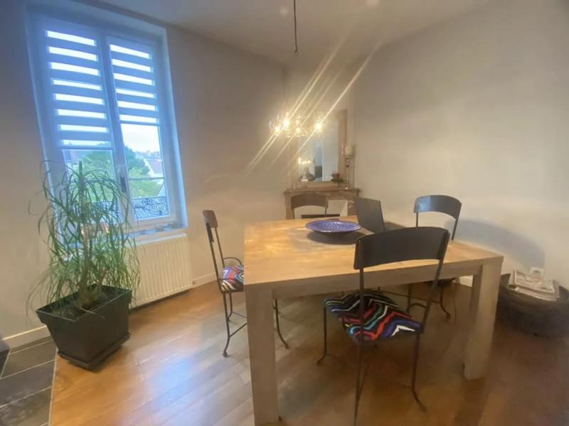 Maison de ville - 146 m² - 7 pièces