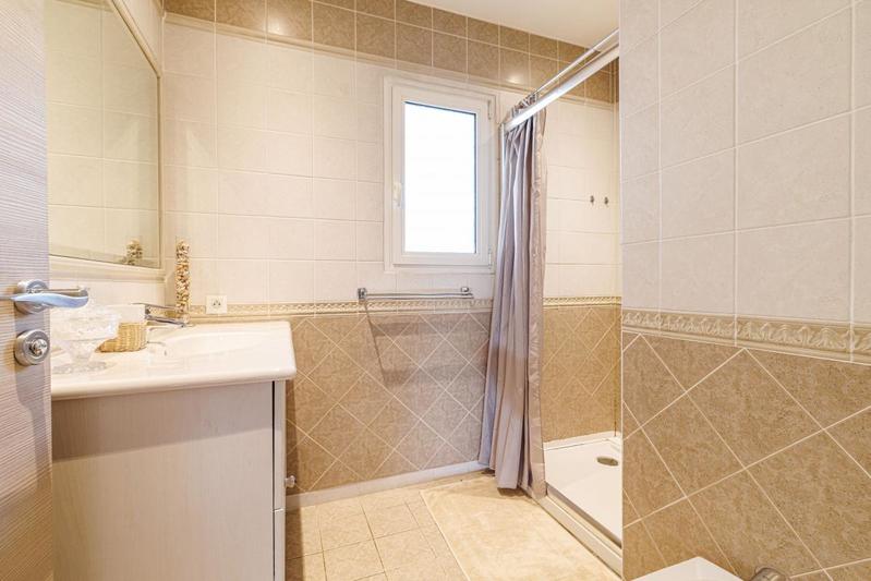 Villa - 240 m² - 7 pièces