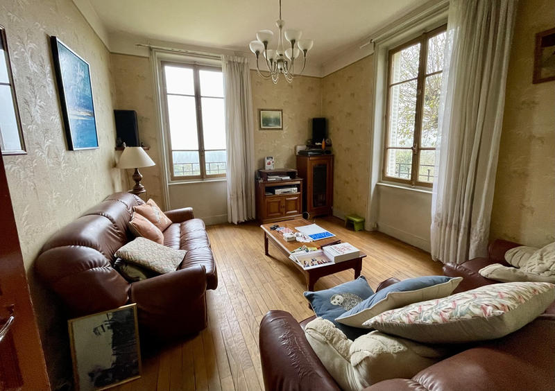 Maison - 104 m² - 5 pièces