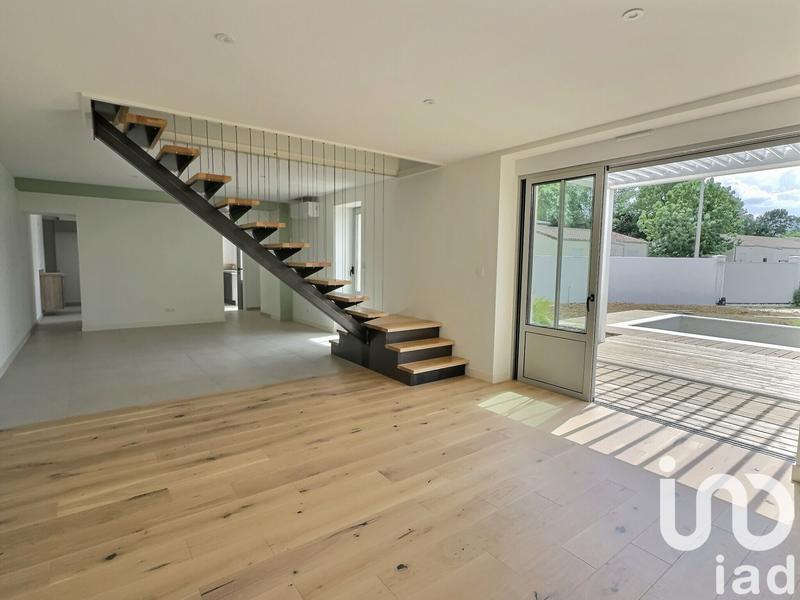 Maison - 165 m² - 6 pièces