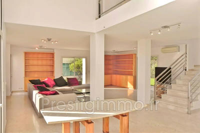 Villa - 150 m² - 5 pièces