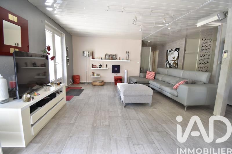 Maison - 98 m² - 4 pièces