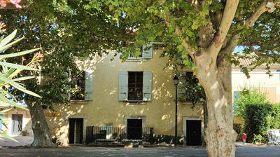 Maison - 210 m² - 7 pièces