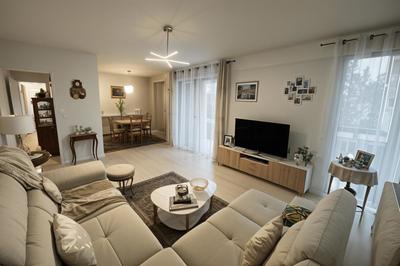 Appartement - 104 m² - 5 pièces