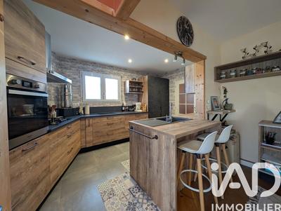 Maison - 140 m² - 4 pièces