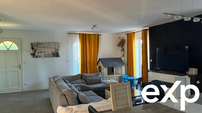 Maison - 120 m² - 5 pièces