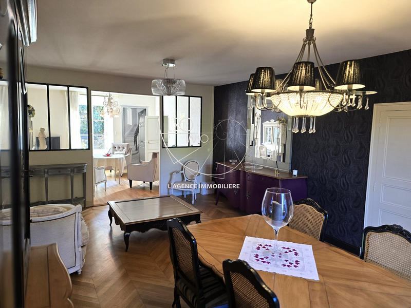 Maison ancienne - 204 m² - 7 pièces