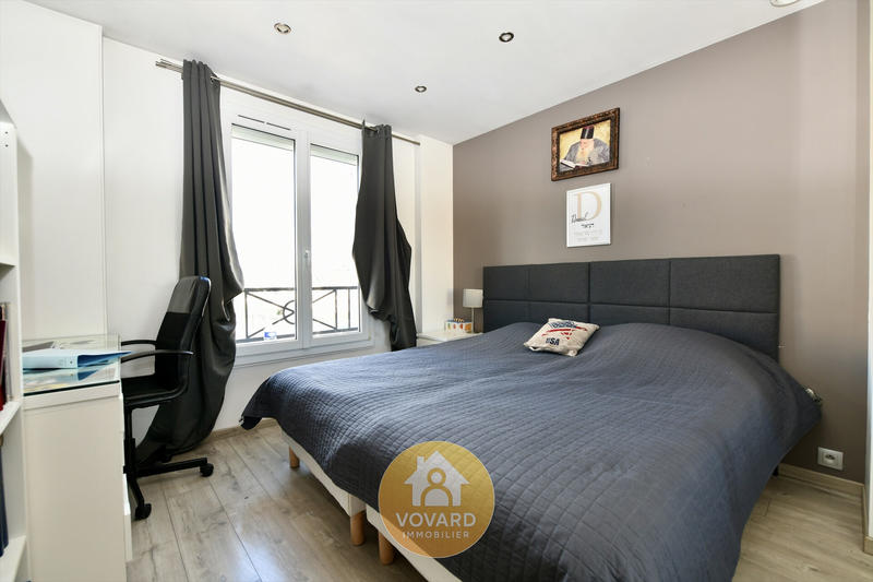 Maison - 204 m² - 8 pièces