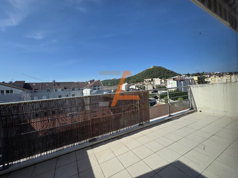 Appartement - 122 m² - 5 pièces