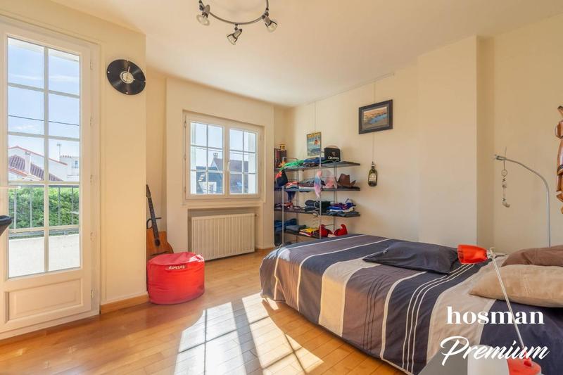 Maison - 184 m² - 6 pièces