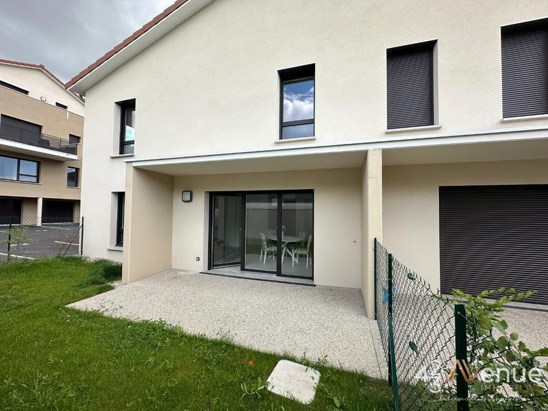 Maison - 97 m² - 4 pièces