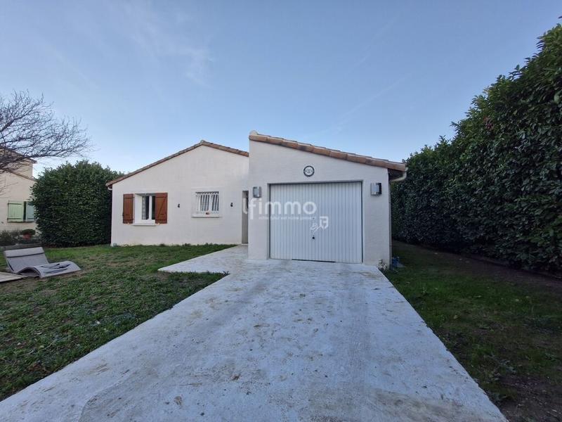 Maison - 90 m² - 4 pièces
