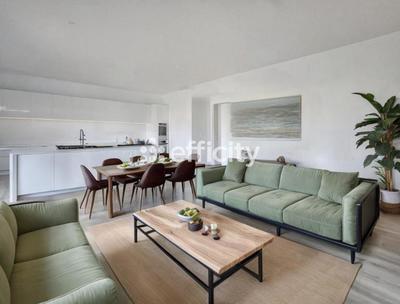 Appartement - 66 m² - 4 pièces