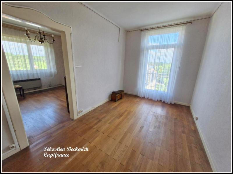 Maison - 172 m² - 8 pièces