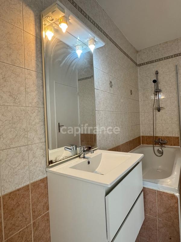 Appartement - 76 m² - 4 pièces