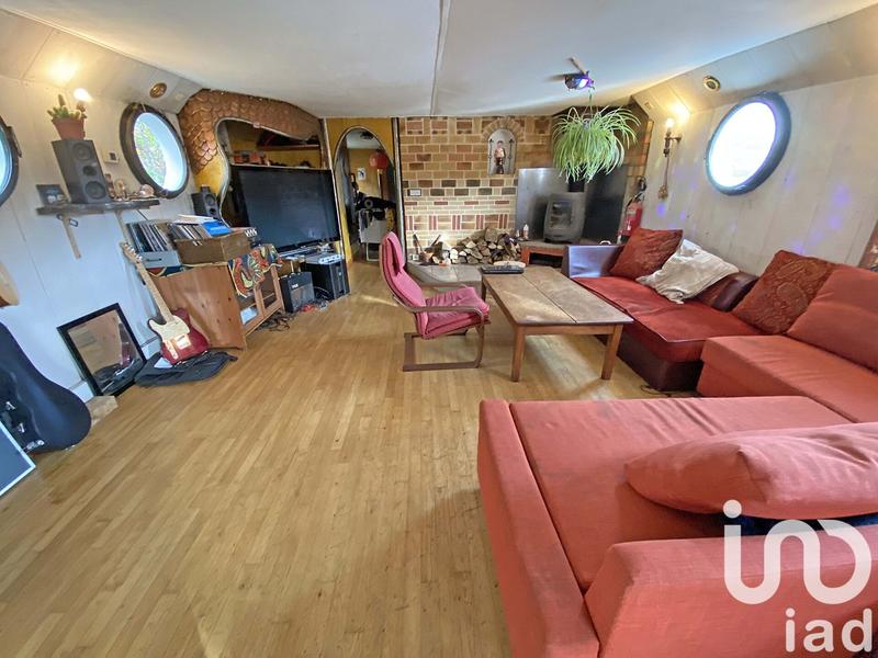 Maison - 250 m² - 10 pièces