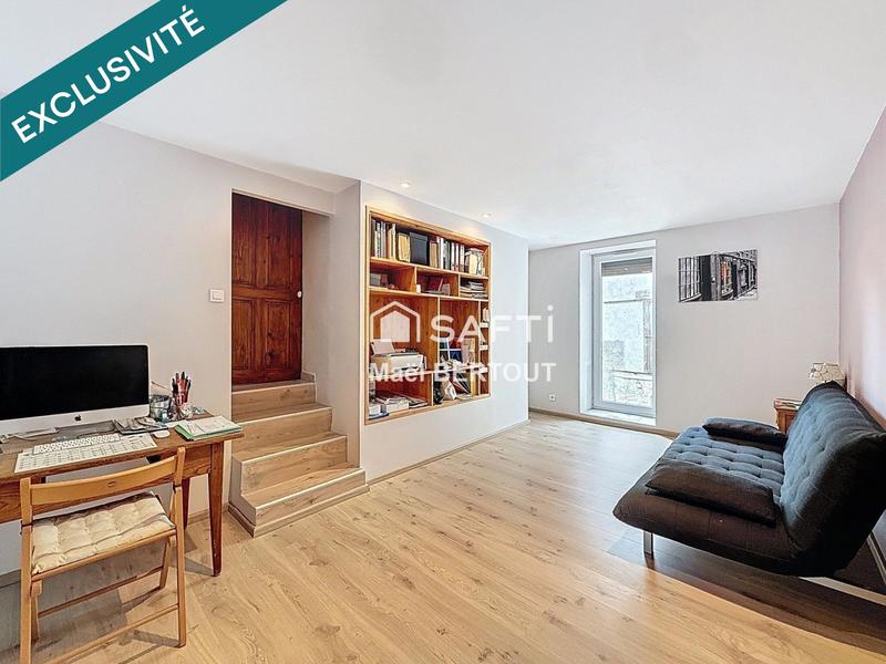 Maison - 278 m² - 13 pièces