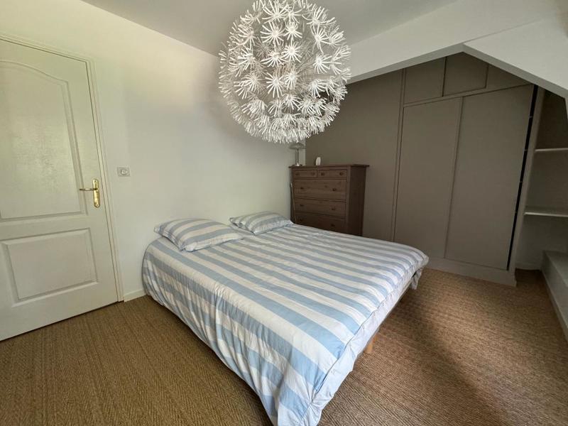 Maison - 180 m² - 4 pièces