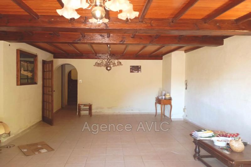 Maison - 202 m² - 5 pièces