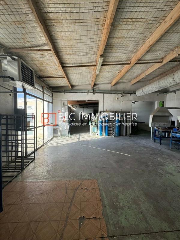 Atelier d'activités - 360 m²