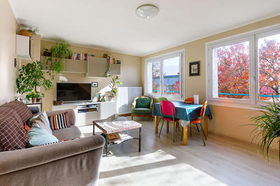 Appartement - 83 m² - 4 pièces