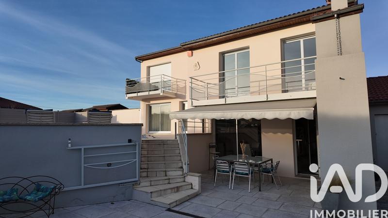 Maison - 145 m² - 6 pièces