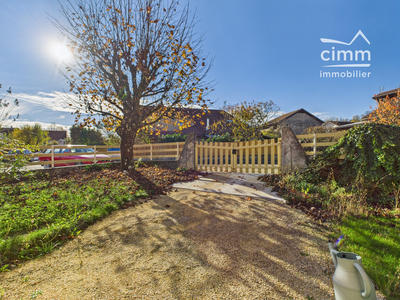 Maison - 110 m² - 4 pièces