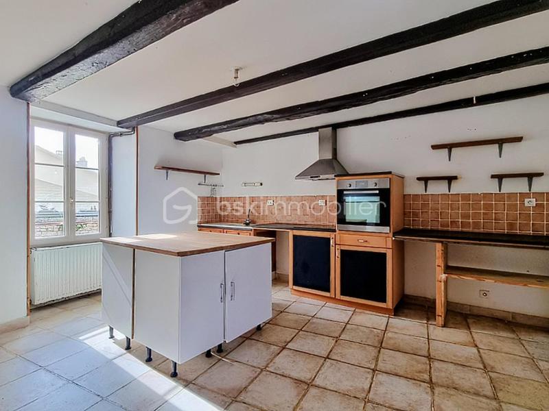 Maison en pierre - 177 m² - 6 pièces