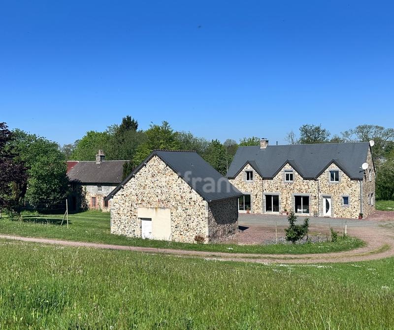 Maison - 174 m² - 6 pièces