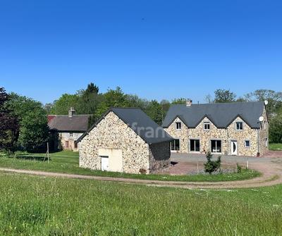 Maison - 174 m² - 6 pièces