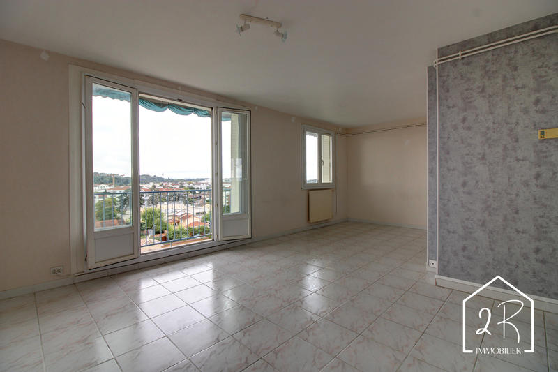 Appartement - 72 m² - 3 pièces