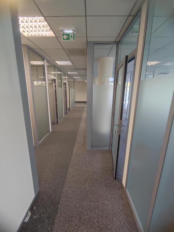 Bureau - 253 m² - 7 pièces