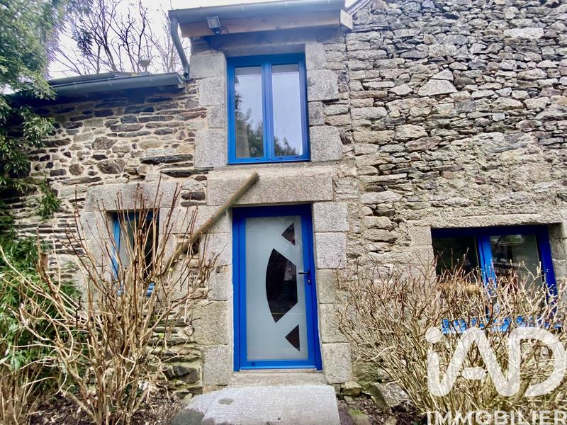 Maison - 288 m² - 11 pièces