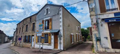 Maison - 136 m² - 4 pièces